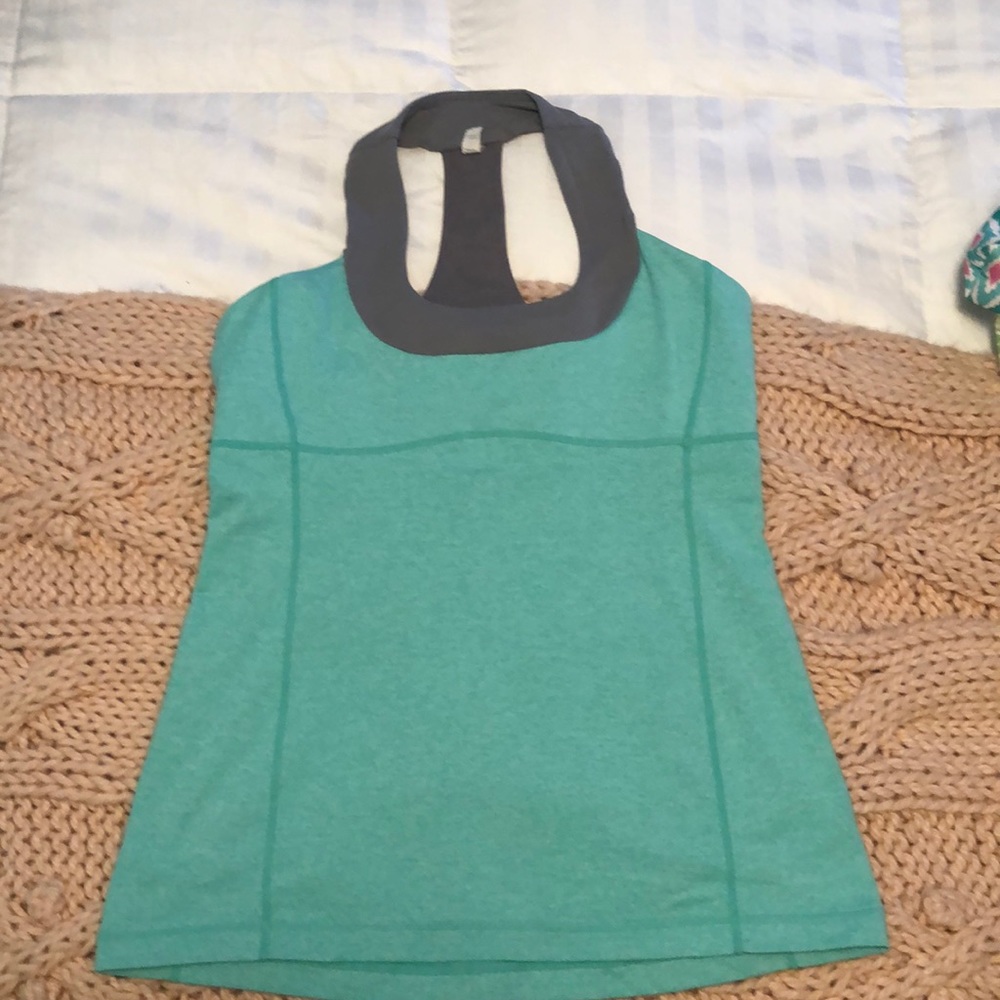 Lululemon athletic top